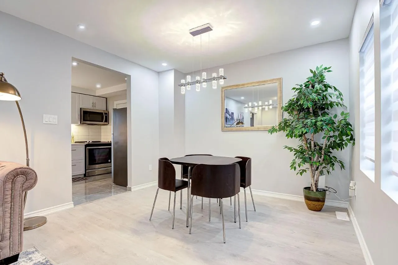 Micasa Viktoria Inn & Suites Kitchener Apartment