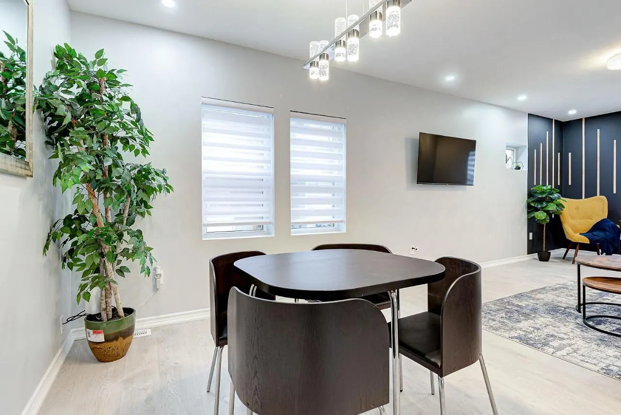 Micasa Viktoria Inn & Suites Kitchener Apartment